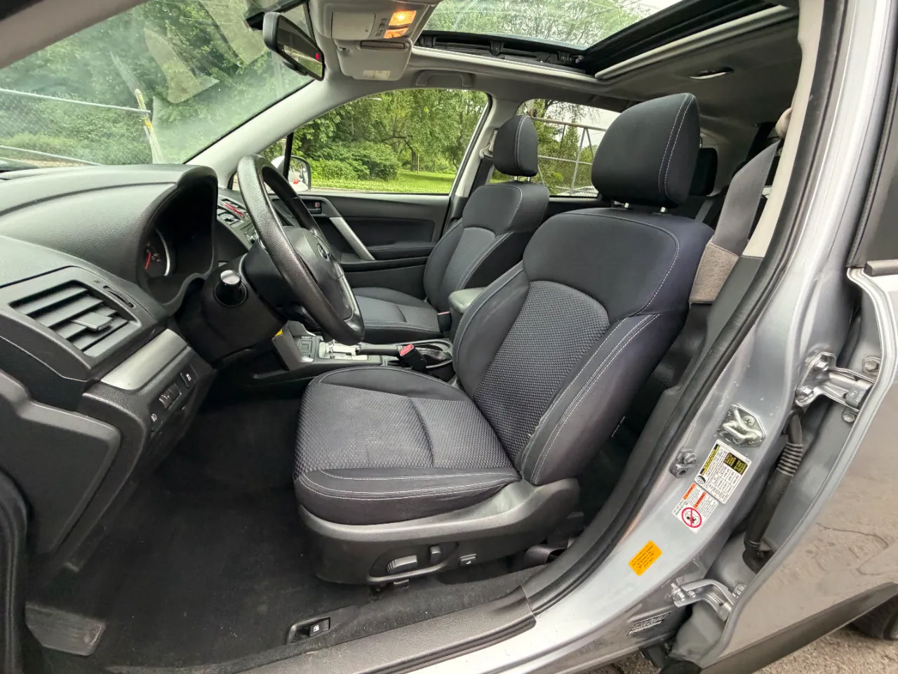 Used 2015 Subaru Forester 2.5i Premium w/ Popular Package #1 AWD/4WD image 17