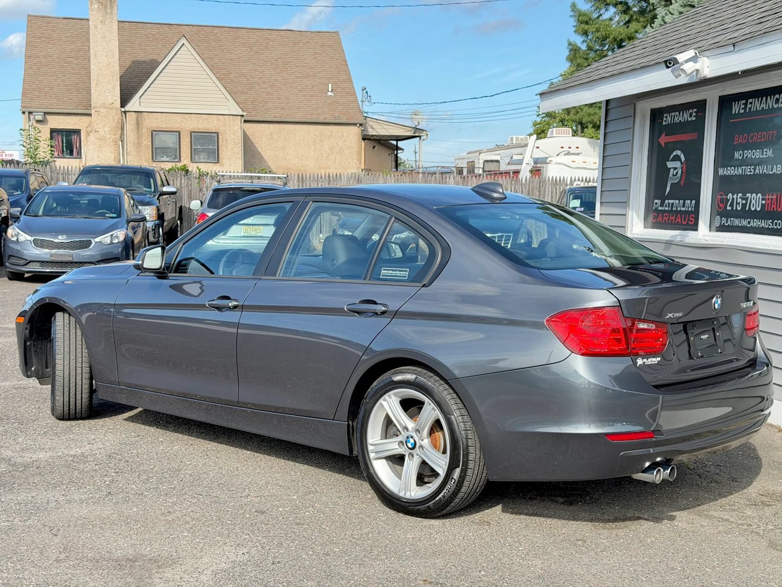 Used 2013 BMW 328i xDrive Sedan AWD/4WD image 3