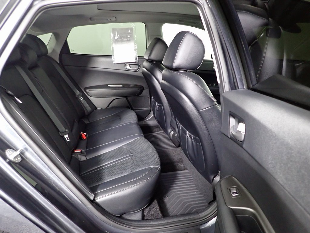 Used 2020 Kia Optima SE image 29