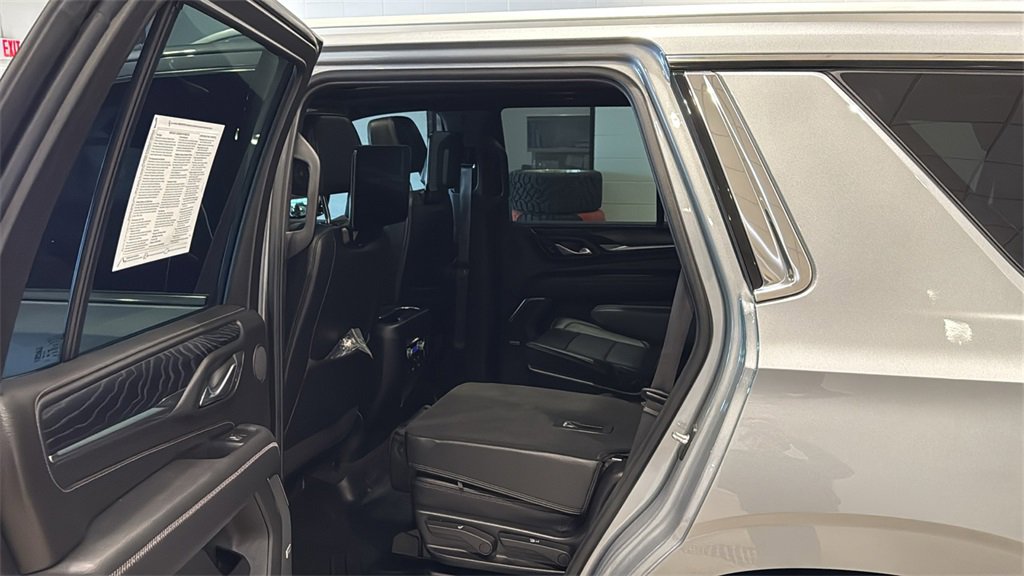 Used 2024 GMC Yukon Denali w/ Denali Reserve Package image 21