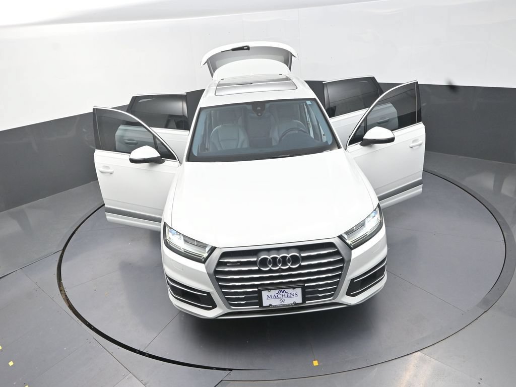 Used 2019 Audi Q7 3.0T Premium Plus AWD/4WD image 33