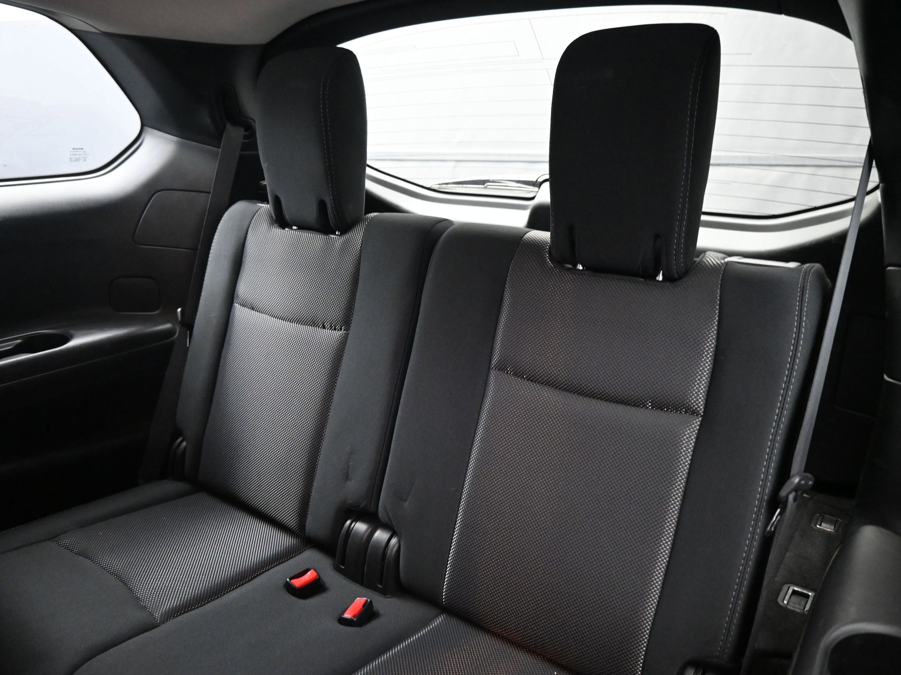 Used 2020 Nissan Pathfinder S image 19