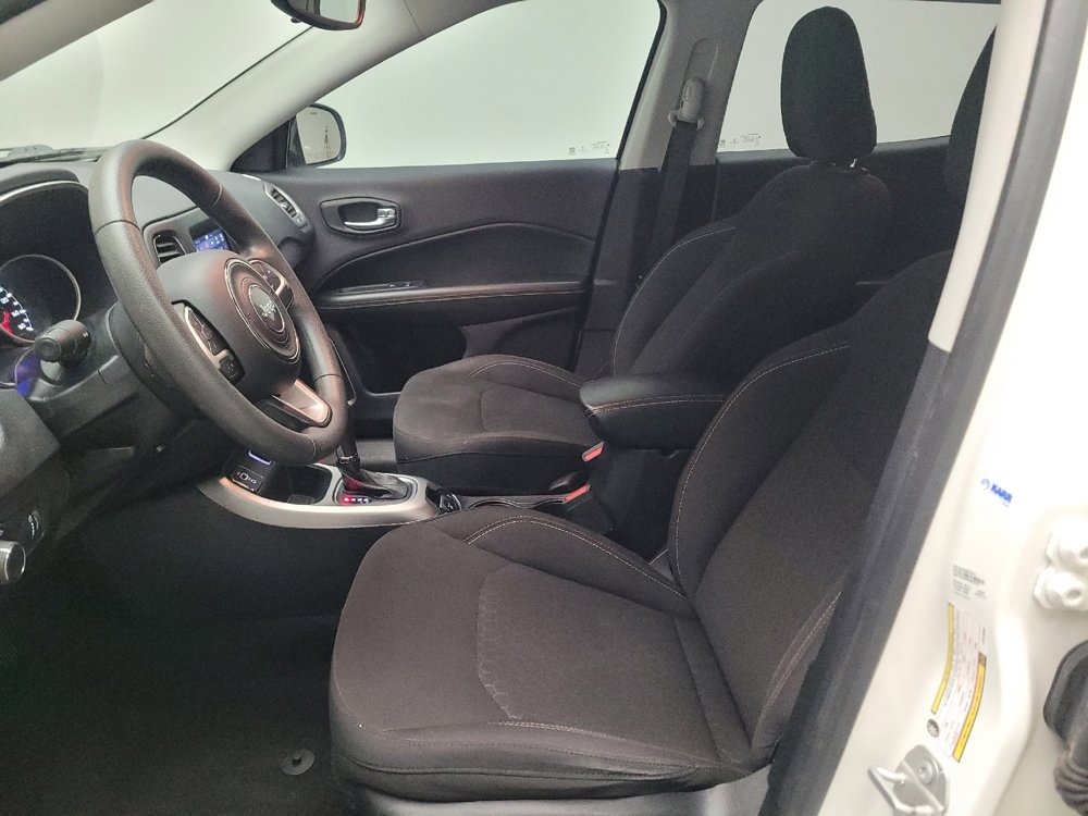 Used 2020 Jeep Compass Sport image 17