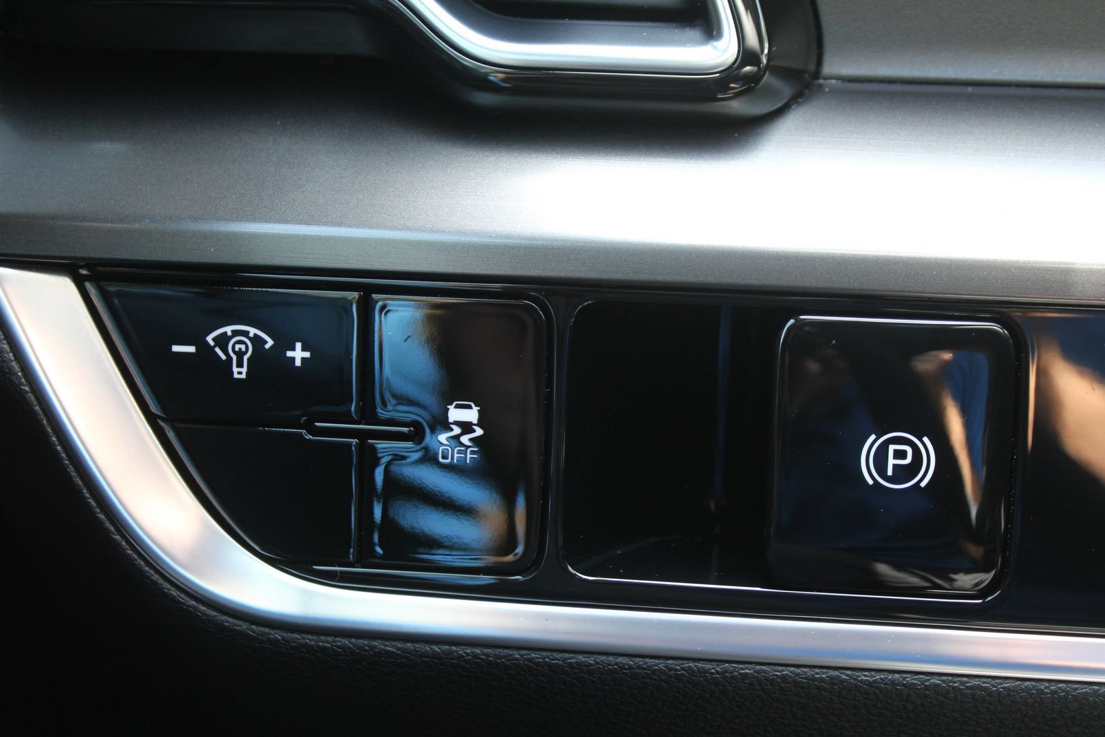 Certified 2024 Kia Sportage EX FWD image 24