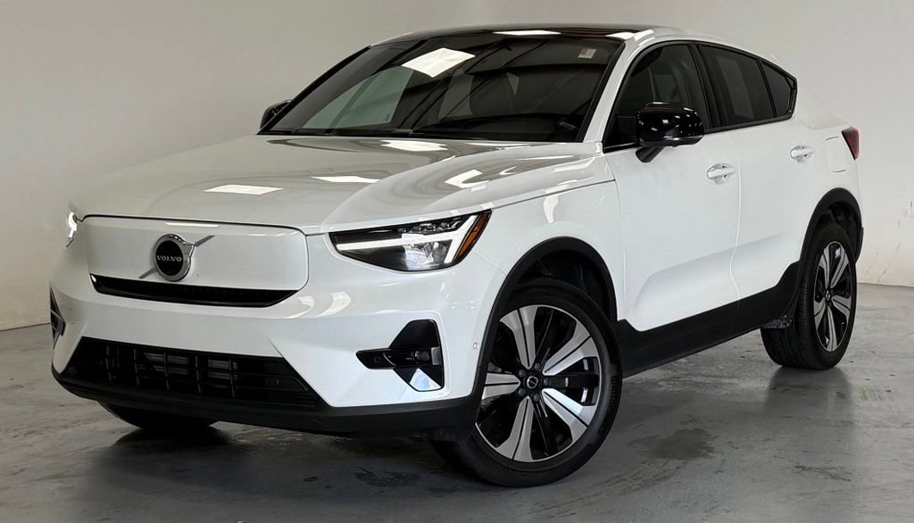 Used 2023 Volvo C40 P8 Recharge Plus AWD/4WD image 1