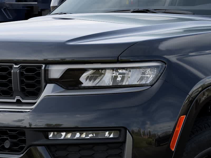 New 2027 Jeep Grand Cherokee Limited AWD/4WD image 10