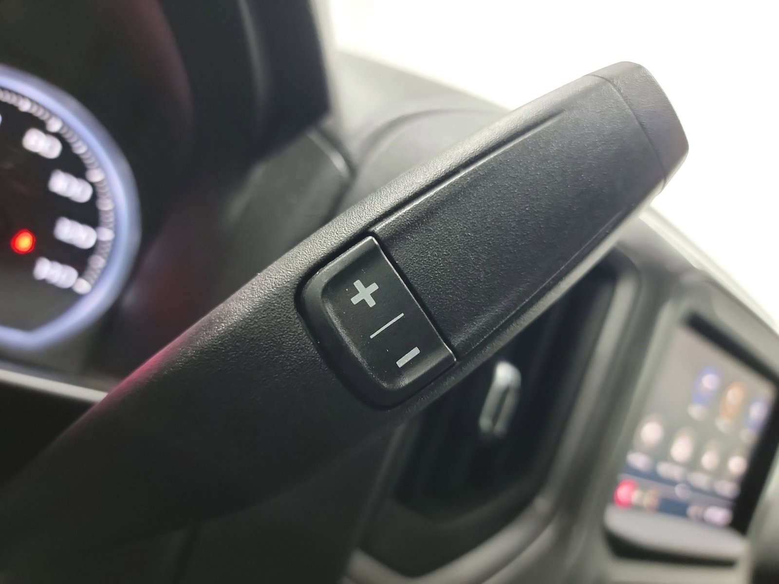 Used 2020 Chevrolet Silverado 1500 Custom w/ Custom Value Package image 26