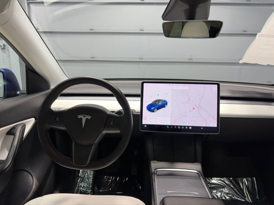Used 2022 Tesla Model Y Long Range AWD/4WD image 16