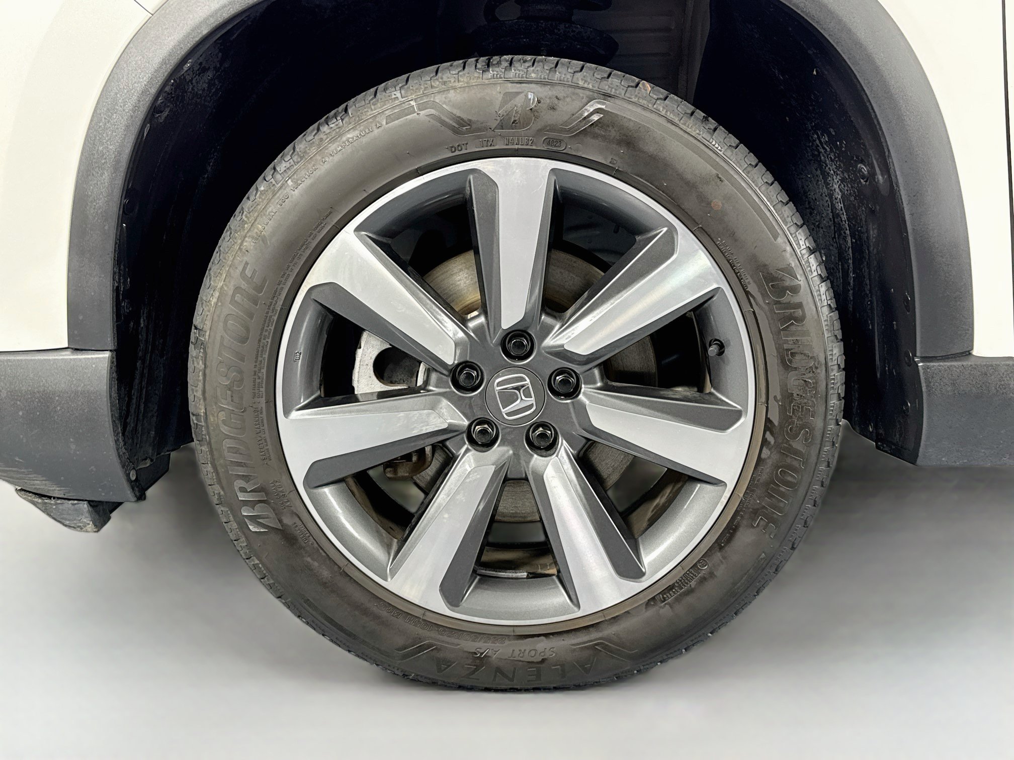 Certified 2024 Honda Pilot Touring image 34