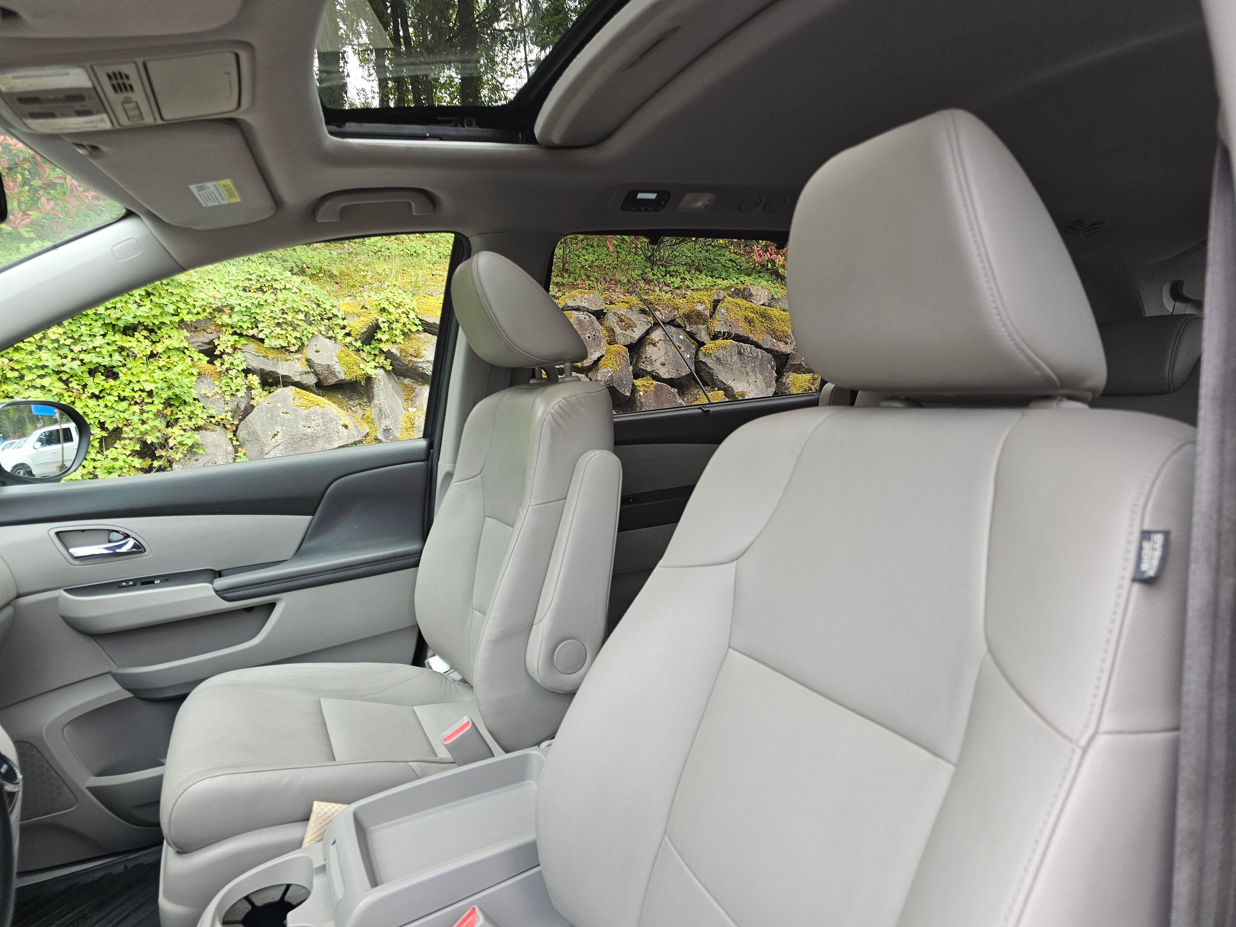 Used 2016 Honda Odyssey EX-L image 26