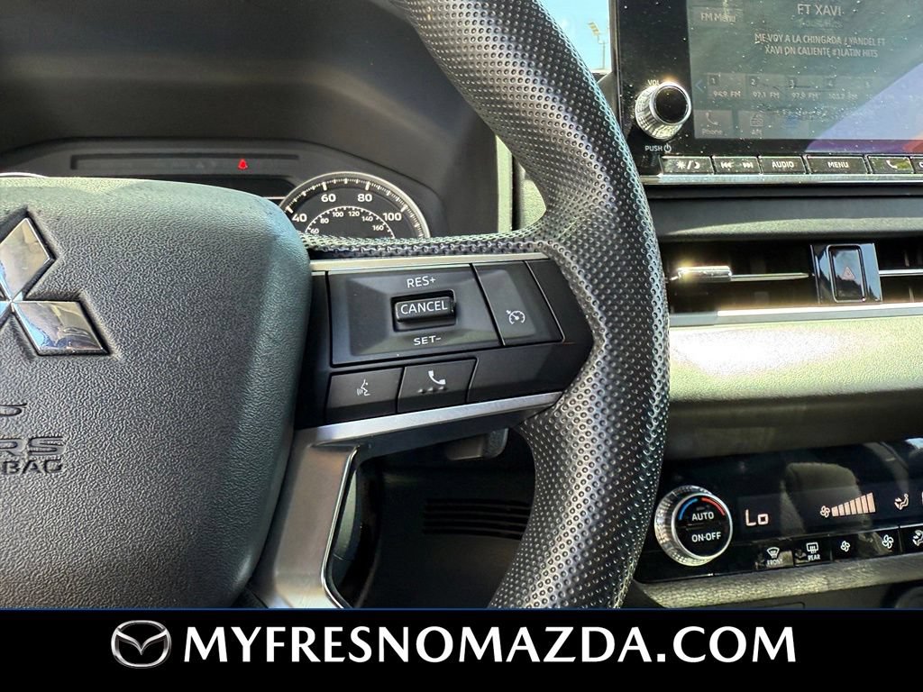 Used 2022 Mitsubishi Outlander ES FWD image 20