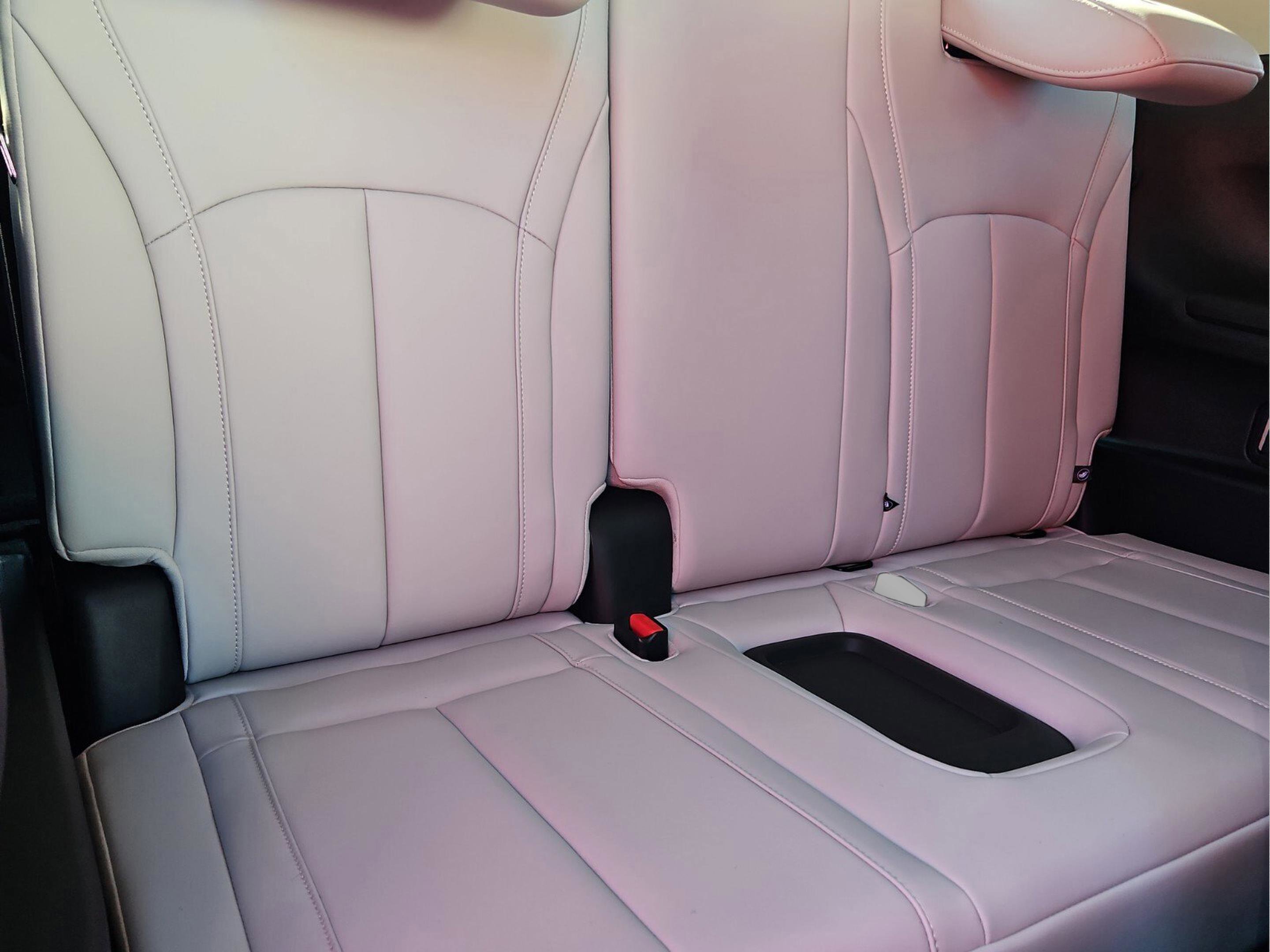 New 2026 INFINITI QX60 Luxe image 16