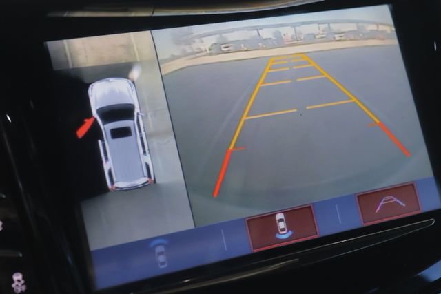 Used 2017 Cadillac Escalade Platinum image 19