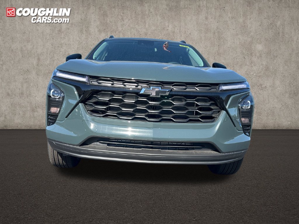 New 2026 Chevrolet Trax LT w/ Driver Confidence Package FWD image 2
