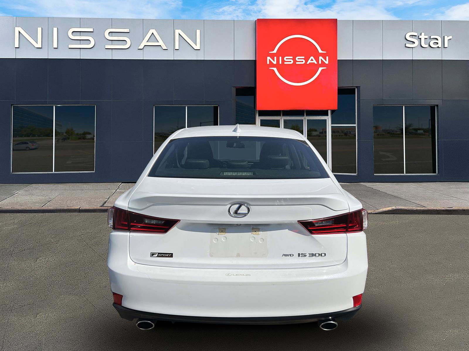 Used 2016 Lexus IS 300 AWD w/ F Sport Package image 5