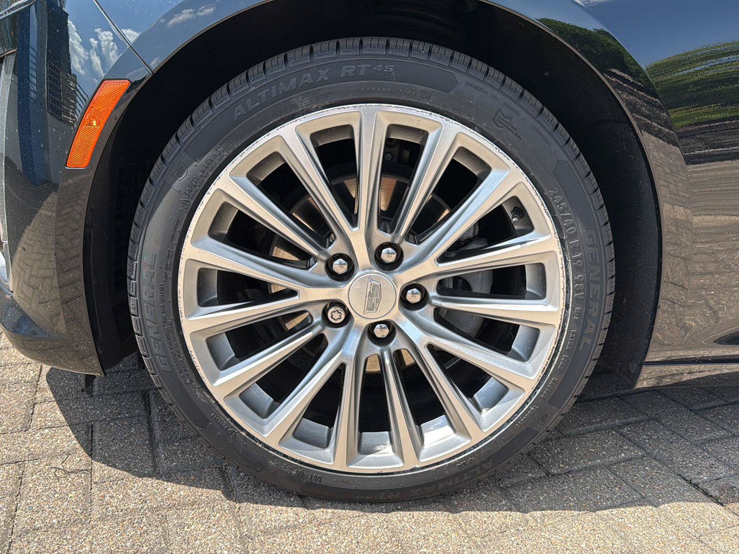 Used 2022 Cadillac CT5 Premium Luxury AWD/4WD image 9