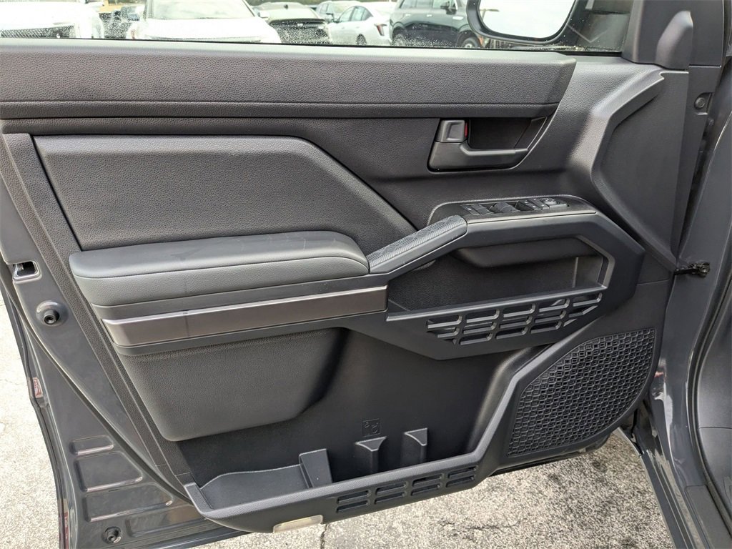 Used 2025 Toyota 4Runner SR5 image 16