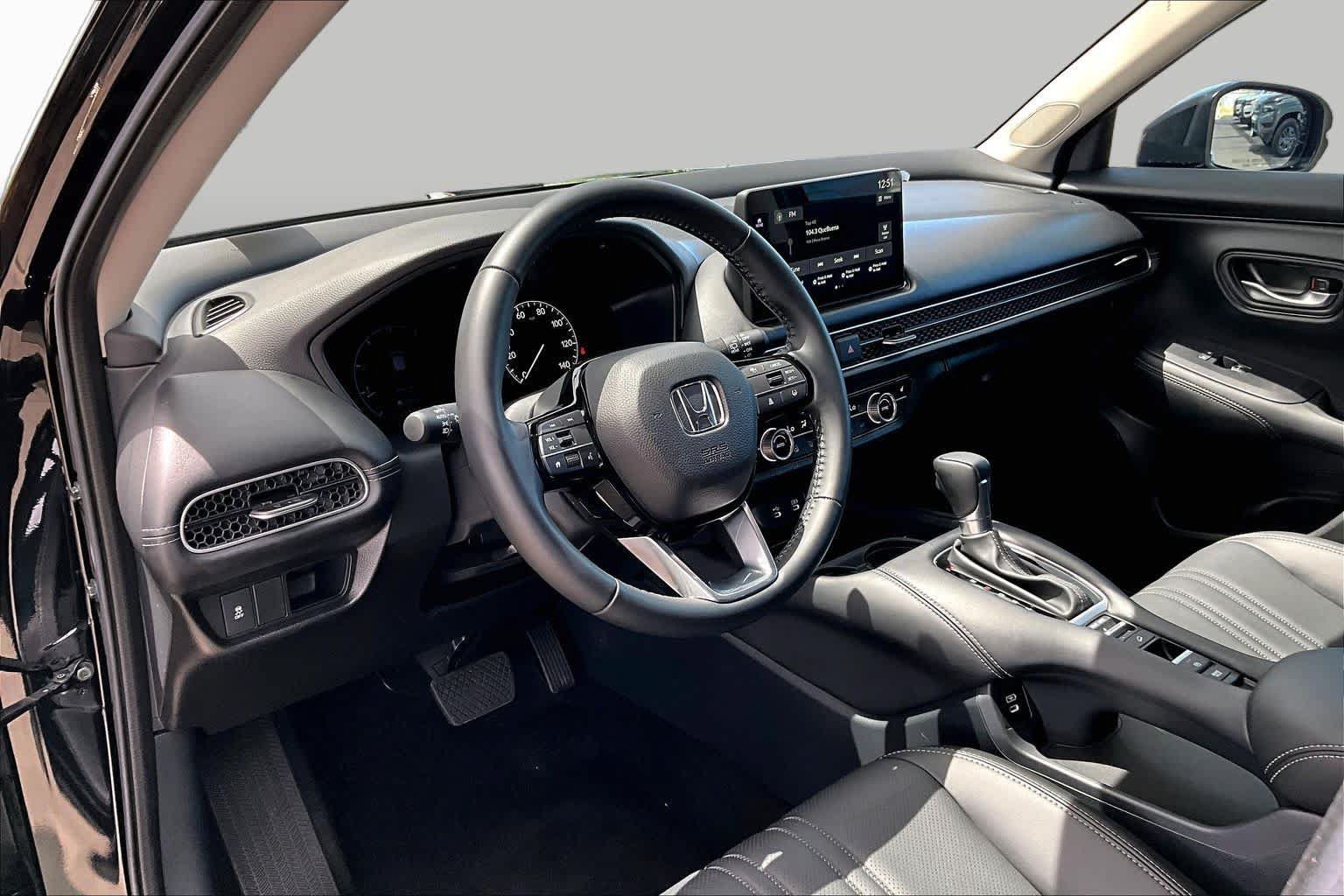 Used 2026 Honda HR-V EX-L image 18
