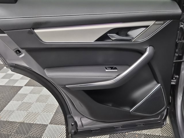 Used 2024 Jaguar F-PACE R-Dynamic S image 17