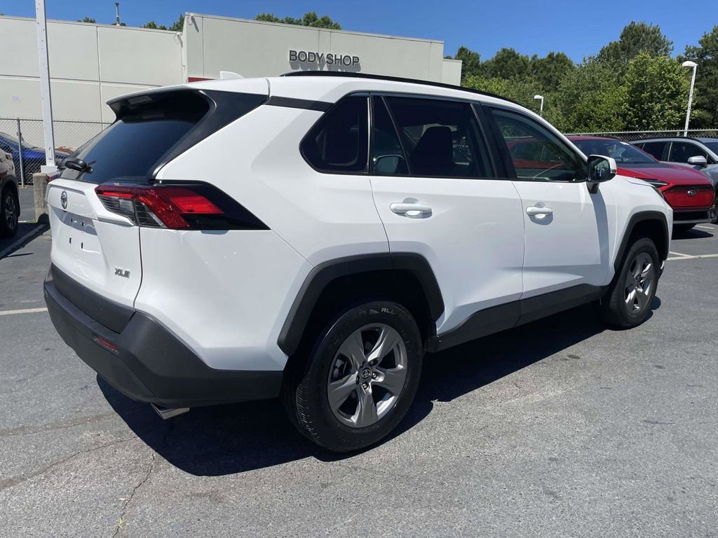 Used 2023 Toyota RAV4 XLE FWD image 7
