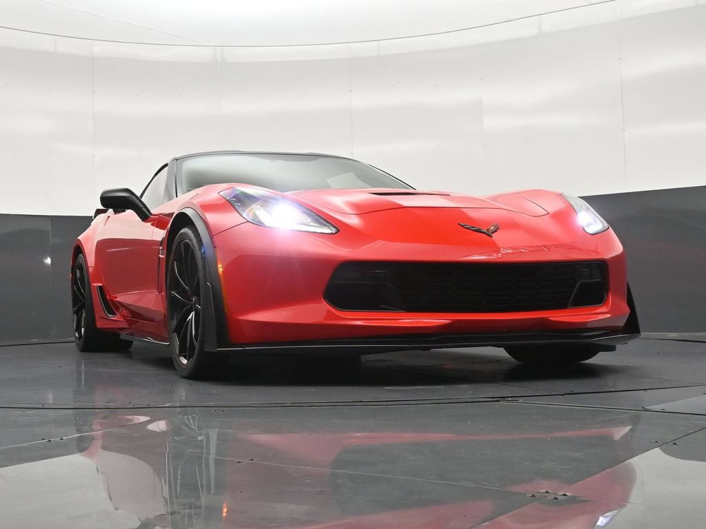 Used 2018 Chevrolet Corvette Grand Sport RWD image 31