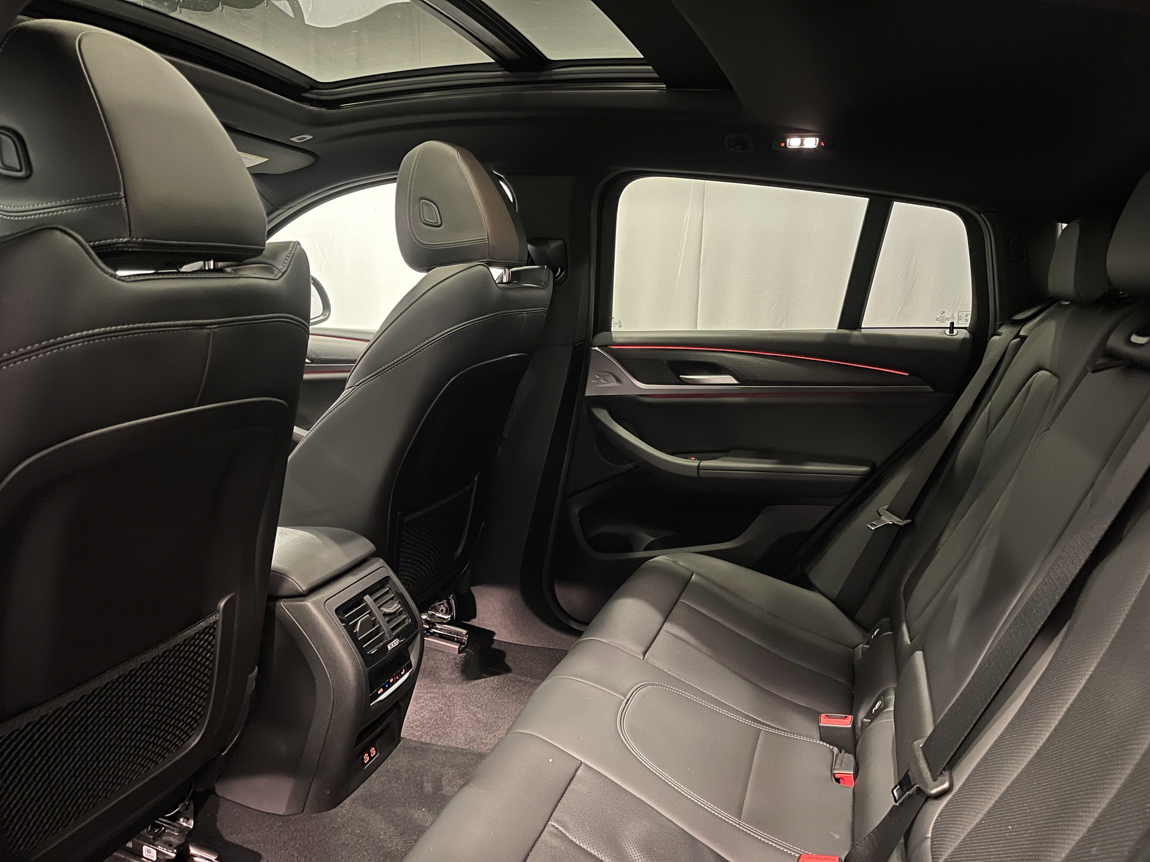 Certified 2023 BMW X4 xDrive30i w/ Premium Package image 23