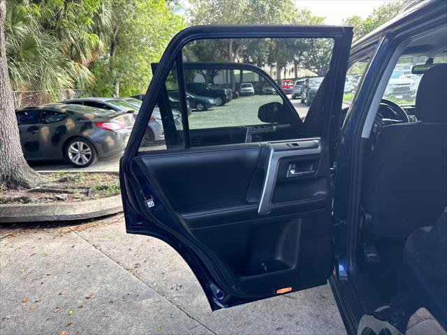 Used 2017 Toyota 4Runner SR5 RWD image 20