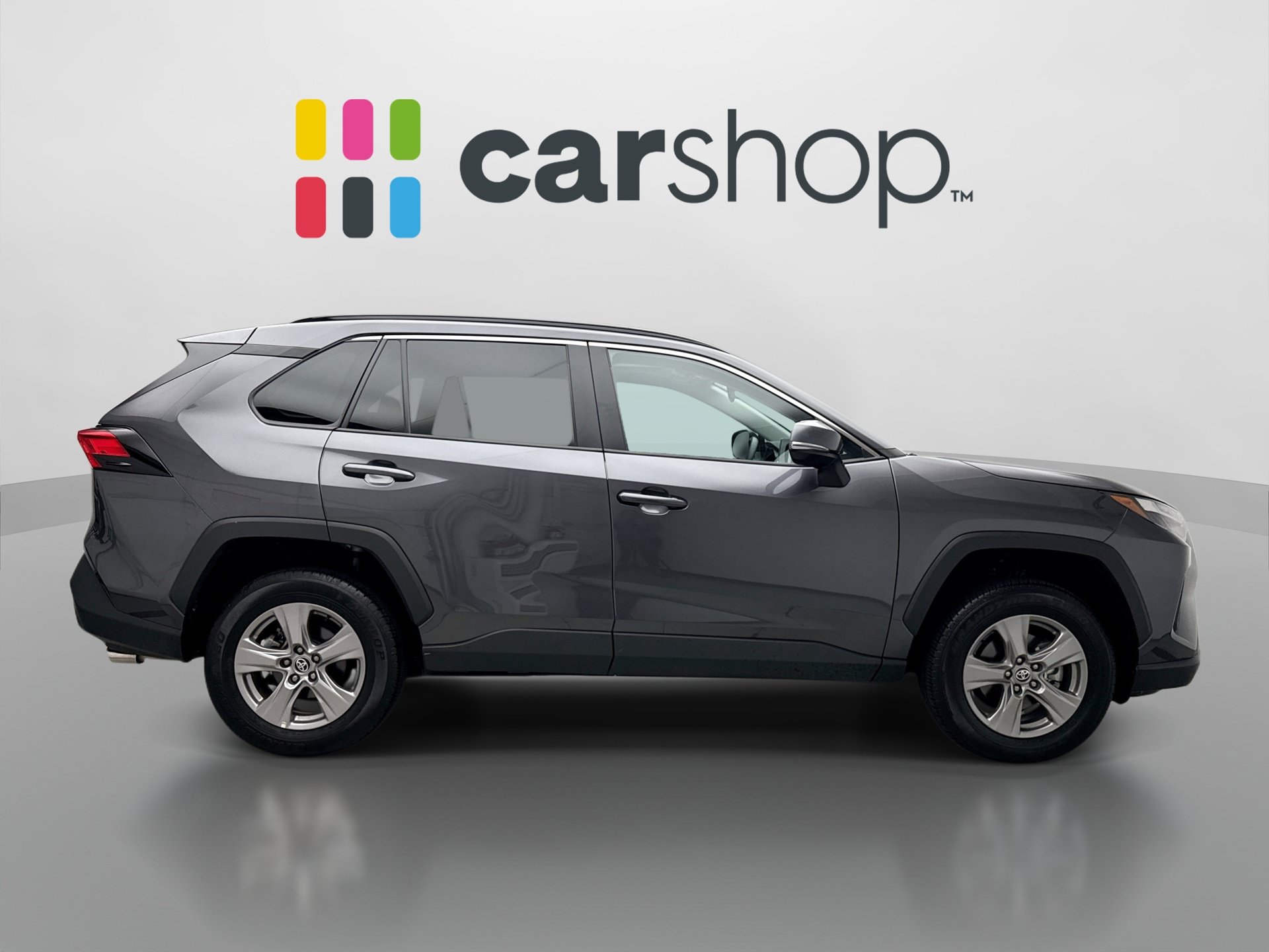 Used 2025 Toyota RAV4 XLE w/ Convenience Package AWD/4WD image 6