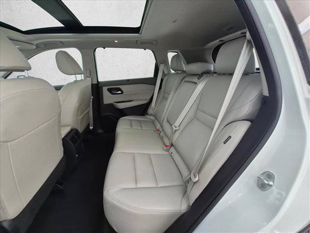 Used 2023 Nissan Rogue SL w/ SL Premium Package AWD/4WD image 22