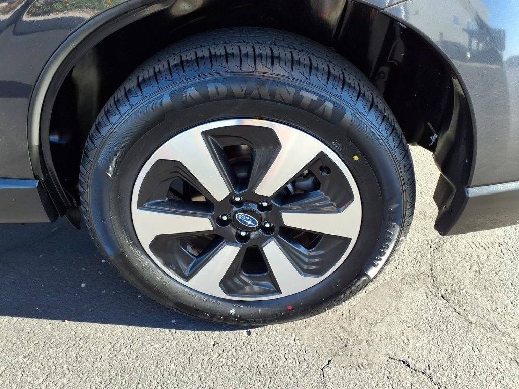 Used 2018 Subaru Forester 2.5i w/ Alloy Wheel Package AWD/4WD image 14