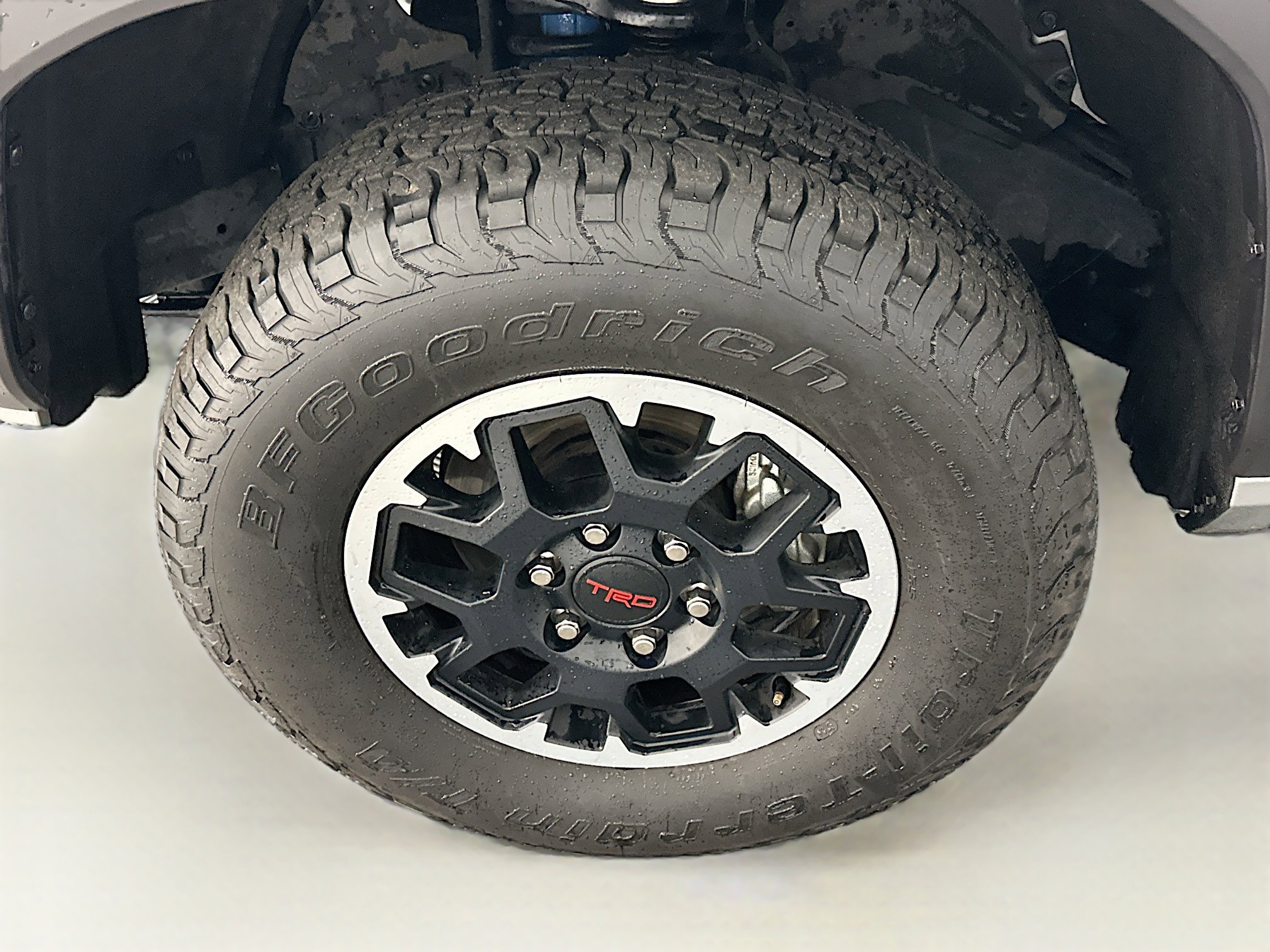 Used 2025 Toyota Tacoma TRD Off-Road image 11