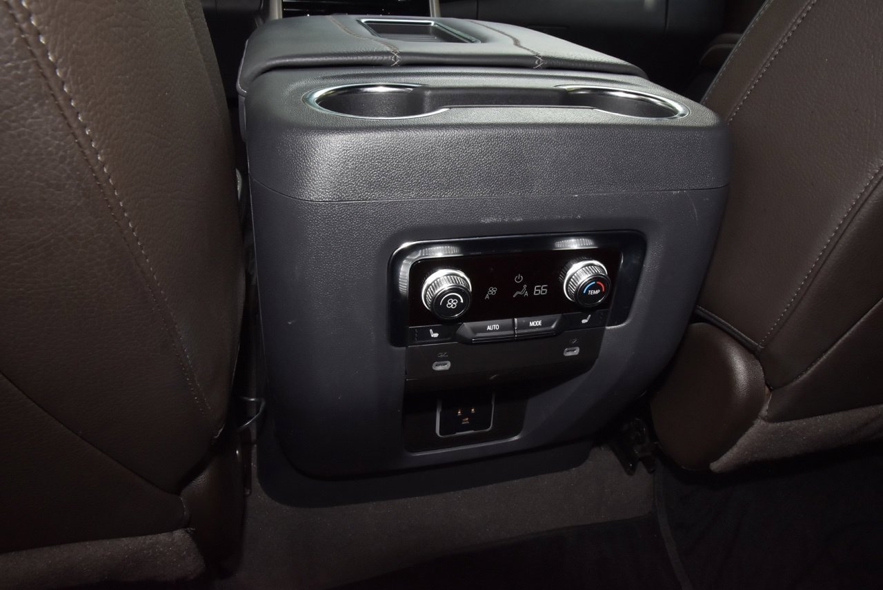 Used 2024 GMC Yukon Denali w/ LPO, Floor Liner Package AWD/4WD image 19