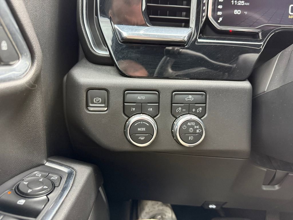 Used 2022 GMC Sierra 1500 Elevation image 30