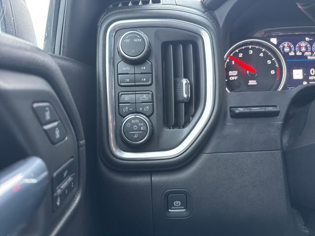 Used 2021 Chevrolet Silverado 1500 High Country w/ Technology Package image 34