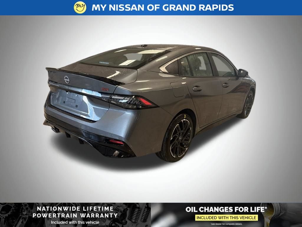 New 2026 Nissan Sentra SR w/ SR Premium Package FWD image 3