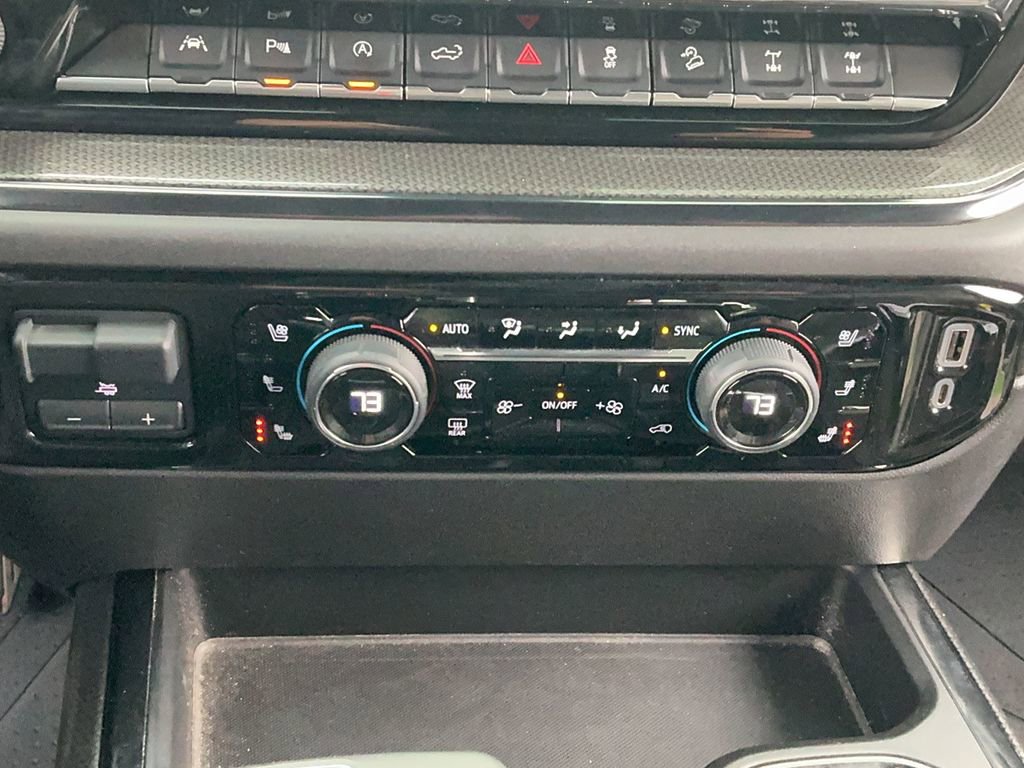 Used 2023 Chevrolet Silverado 1500 ZR2 w/ Technology Package image 24