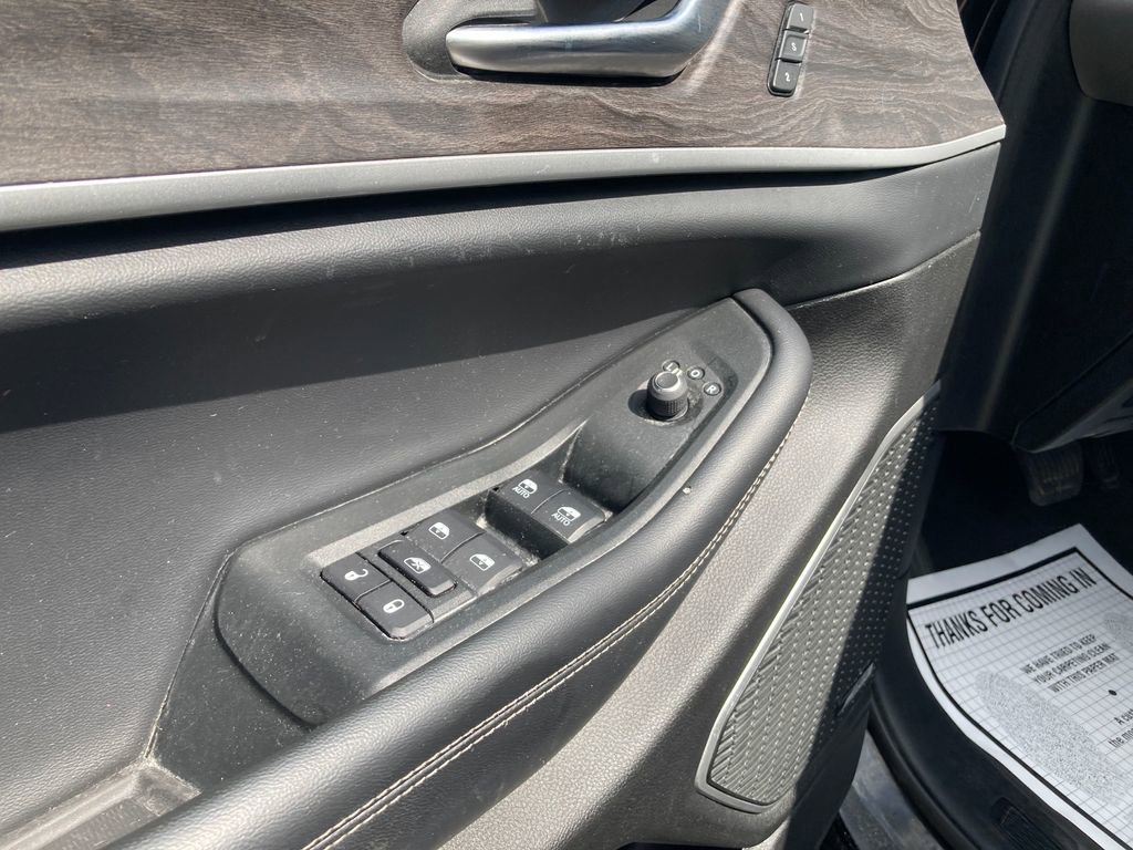 Used 2021 Jeep Grand Cherokee L Limited image 14