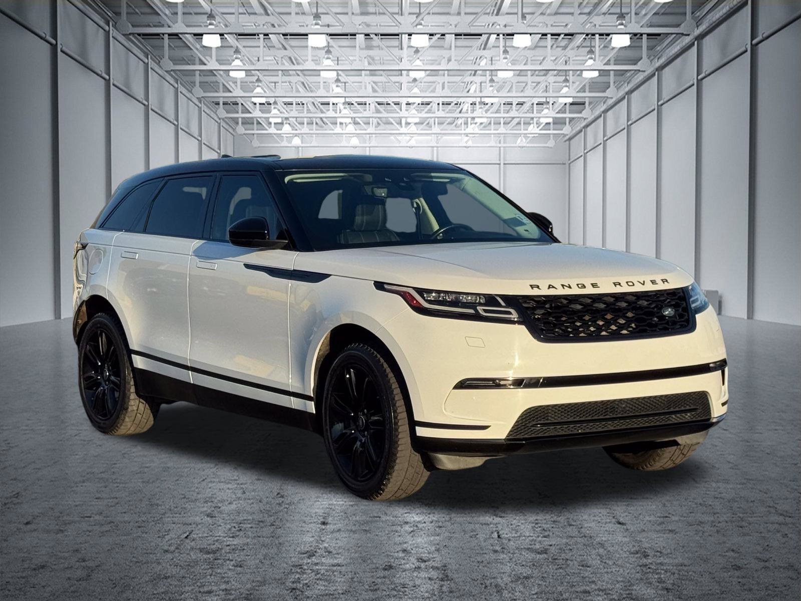 Used 2018 Land Rover Range Rover Velar S AWD/4WD image 4