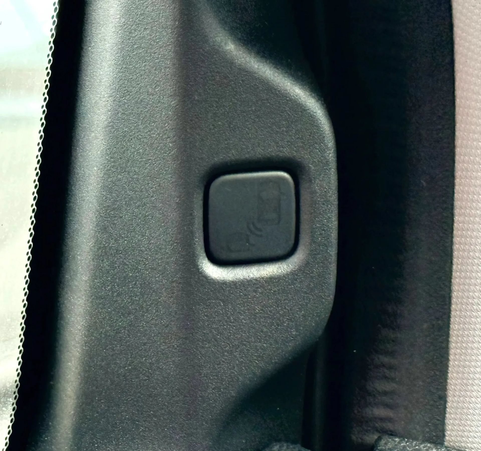 Used 2019 Honda Odyssey EX-L image 18