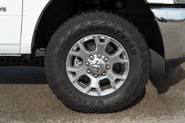 Used 2022 RAM 2500 Laramie AWD/4WD image 11