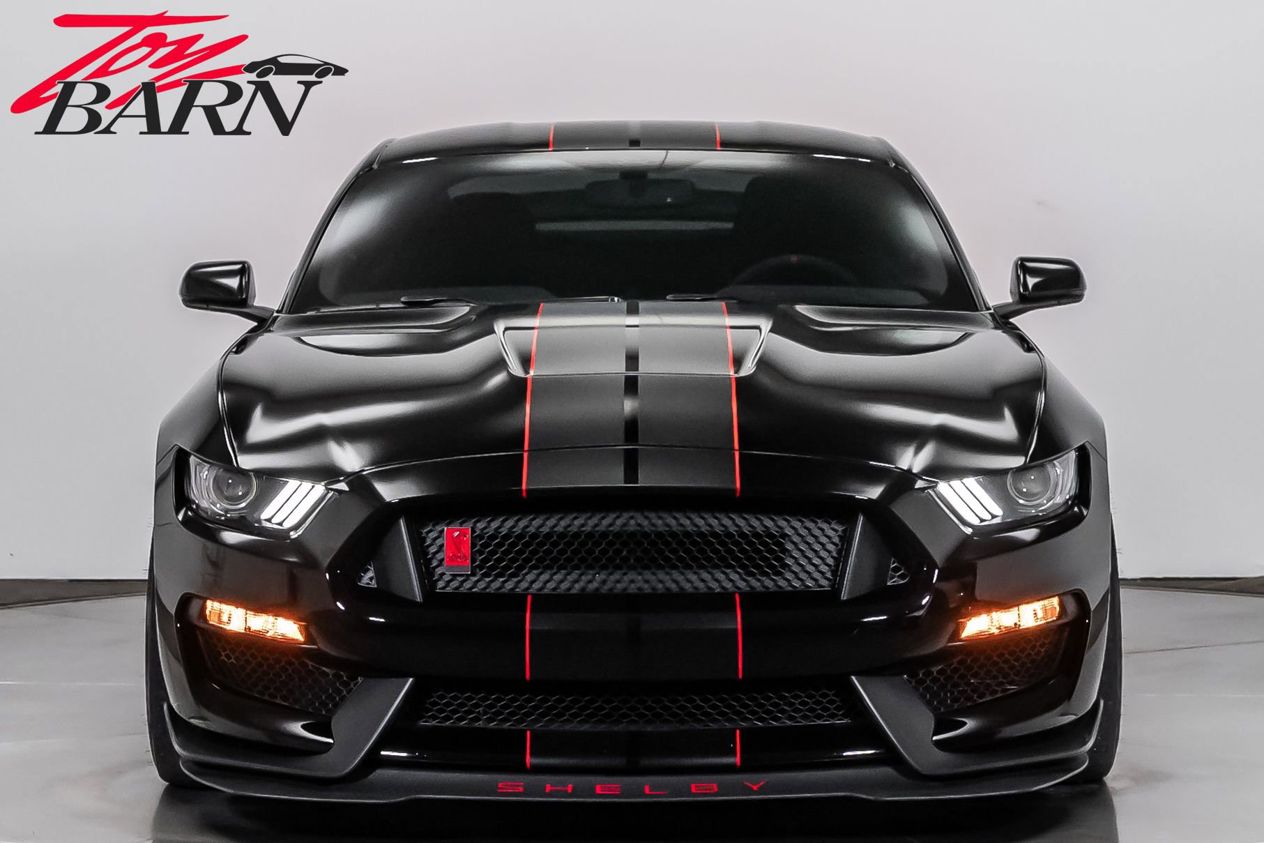 Used 2018 Ford Mustang Shelby GT350R w/ GT350R Equipment Group 920A image 8