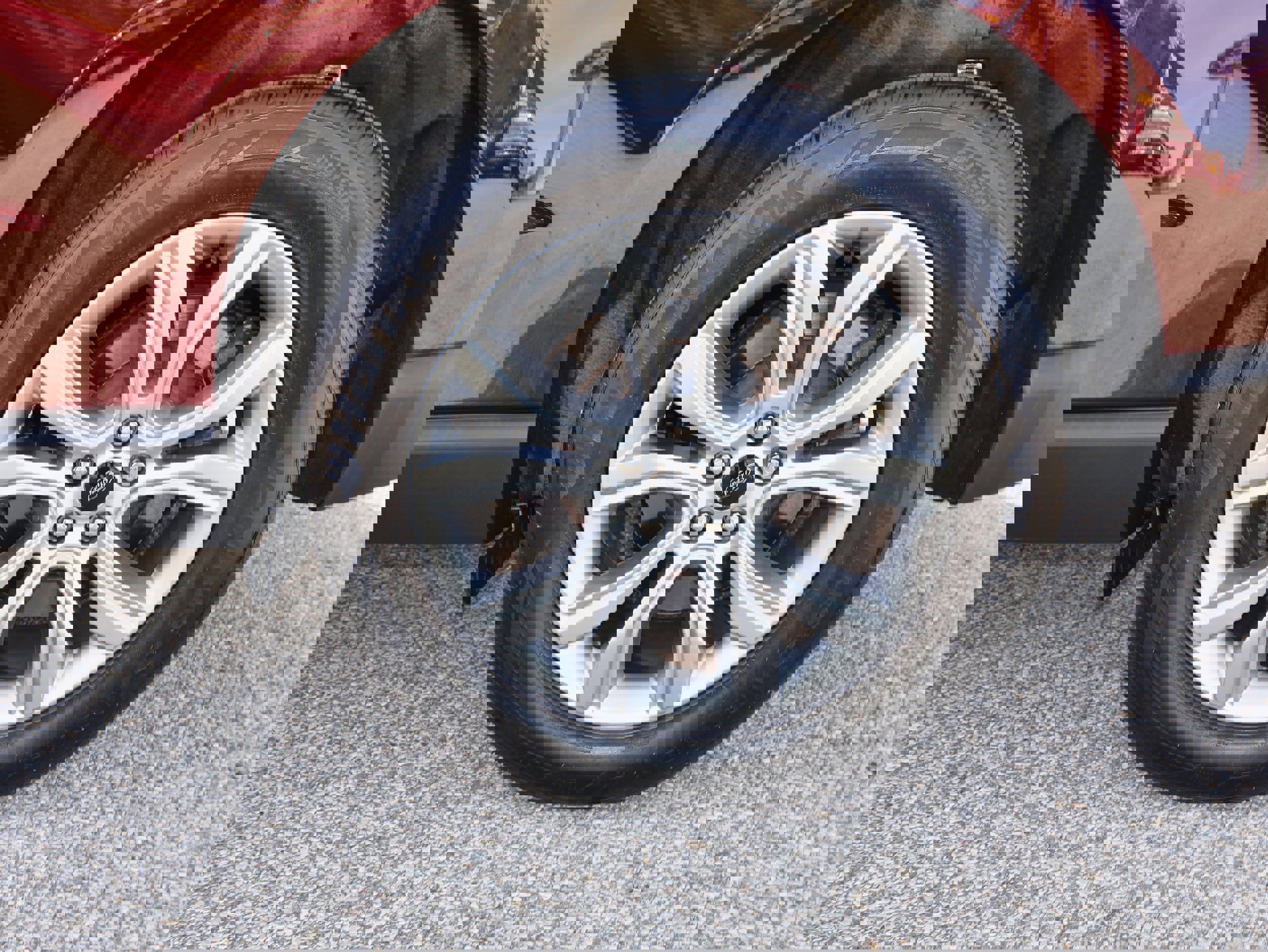 Used 2024 Ford Edge Titanium image 28