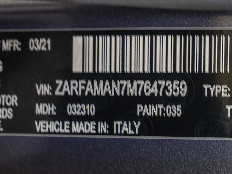 Used 2021 Alfa Romeo Giulia Sprint w/ Nero Edizione RWD image 35