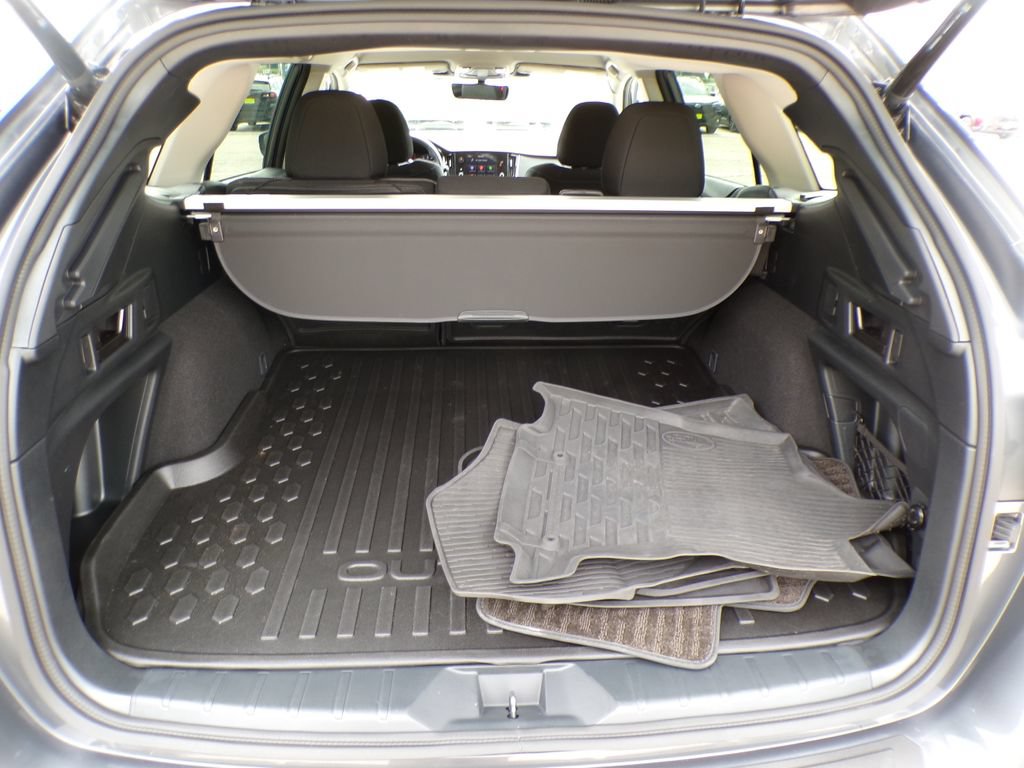 Used 2025 Subaru Outback Premium AWD/4WD image 19