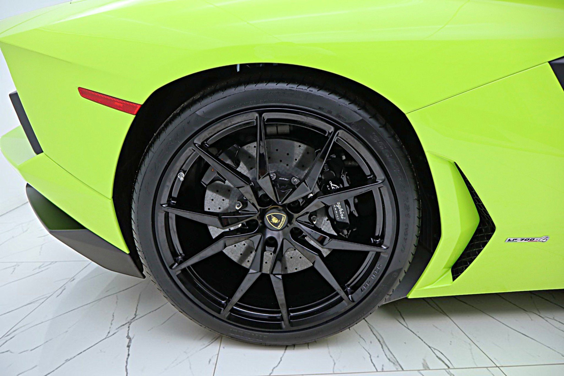 Used 2016 Lamborghini Aventador LP 700-4 image 43