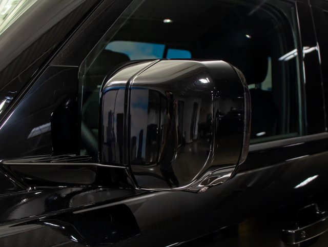 New 2026 Land Rover Defender 130 V8 image 10