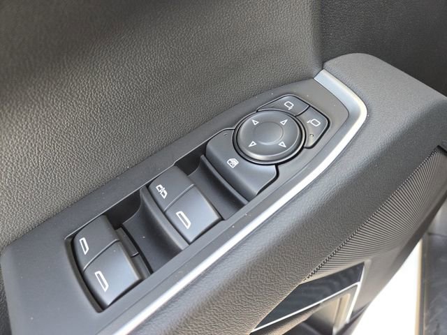 New 2026 GMC Sierra 1500 SLE w/ Preferred Package image 9