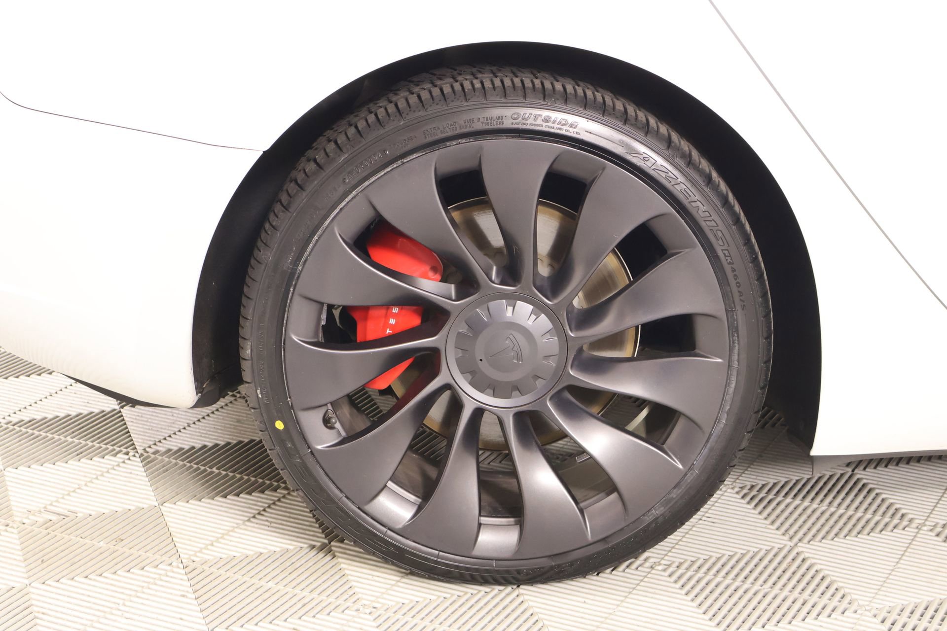 Used 2023 Tesla Model 3 Performance image 19