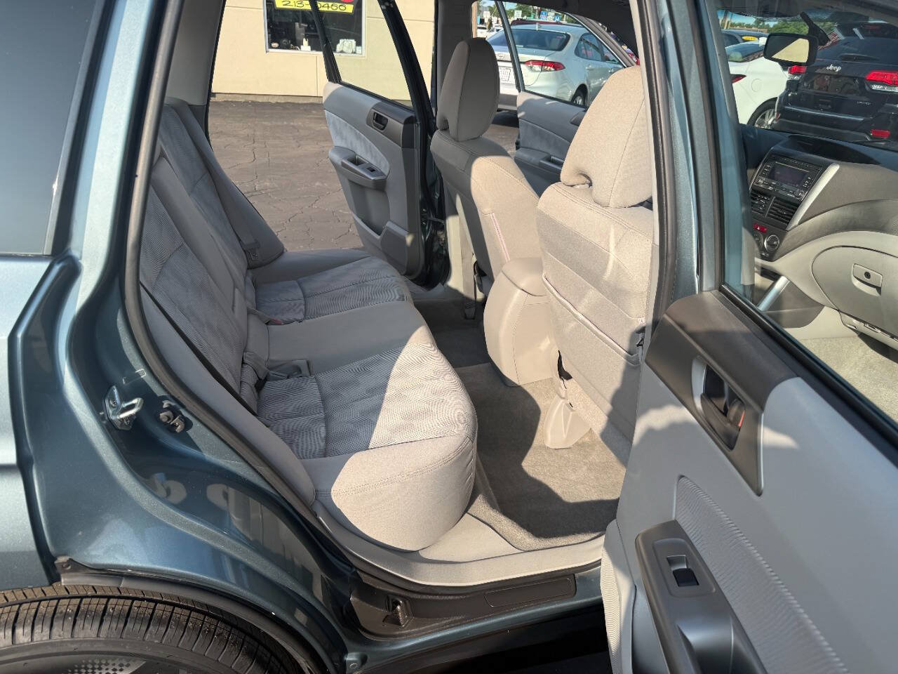 Used 2010 Subaru Forester 2.5X AWD/4WD image 15