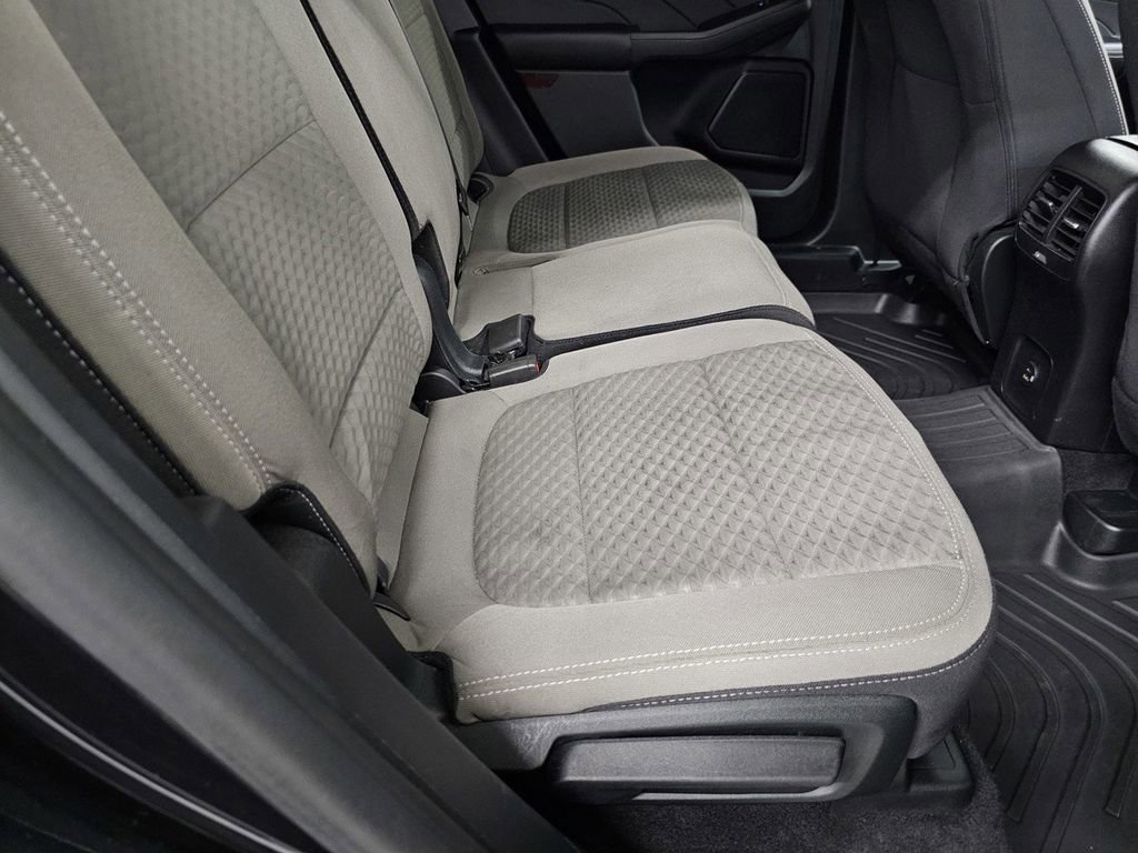 Used 2022 Ford Escape SE FWD image 22